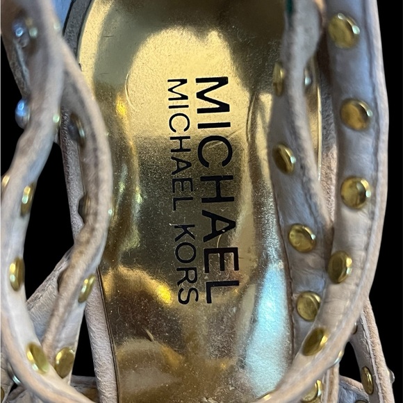 Michael Kors size 8M shoes - Picture 7 of 8